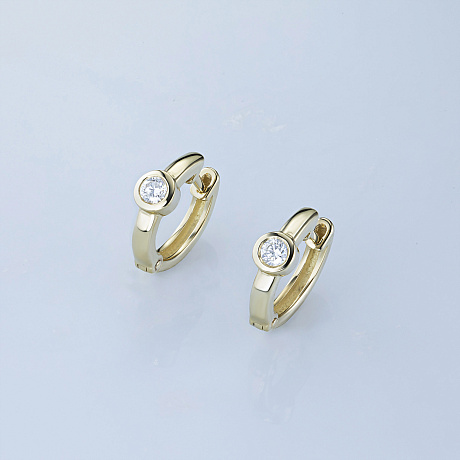 Серьги из желтого золота с бриллиантами